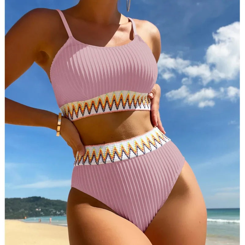 Adéla – Vyšívané bikiny s vysokým pasem a bandeau střihem