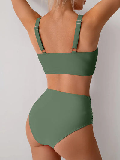 Elegantni oblikovalni bikini komplet – Samozavest za vsako postavo